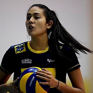 Naiane Rios