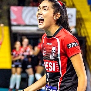 Naiane Rios