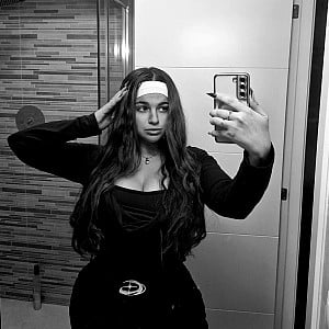 Naiara Banon