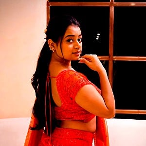 Nainika Anasuru