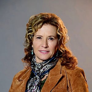Nancy Travis
