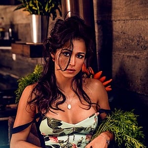 Nanda Costa