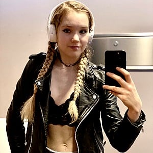 Naomi Seibt