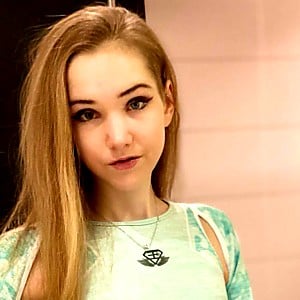 Naomi Seibt