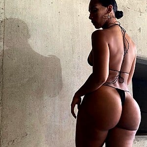Naomi Sharon