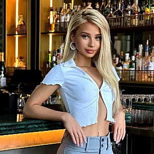 Nastasia Still