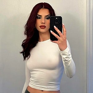 Natalie Violette