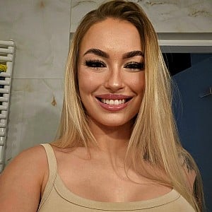 Natalie Wayne