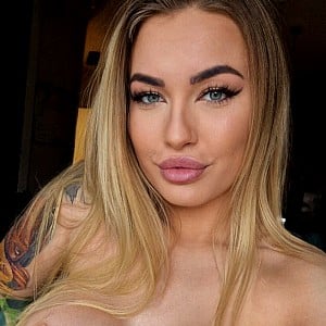 Natalie Wayne