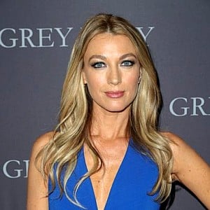 Natalie Zea