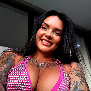 Nataly G