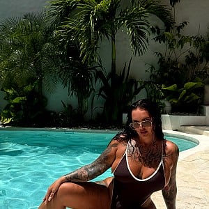 Nataly G
