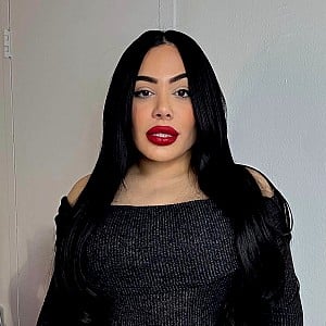 Naty De La Cruz