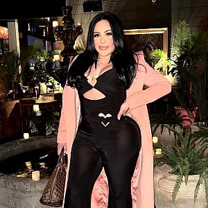 Naty De La Cruz