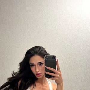 Naya Dickson