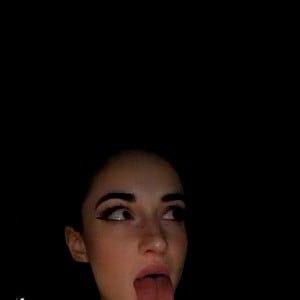 Naya Dickson