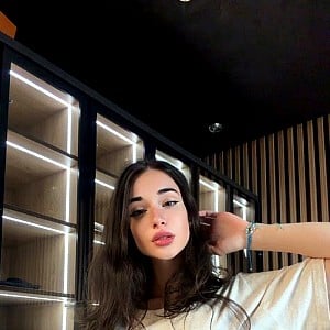 Naya Dickson