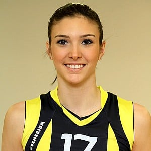Naz Aydemir
