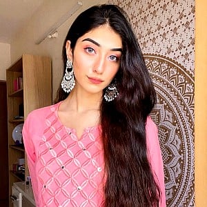 Nazila Sitaishi
