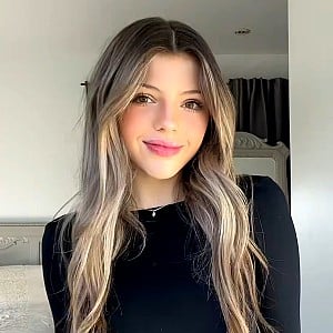 Neela Jolene