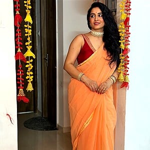 Neeru Starlet