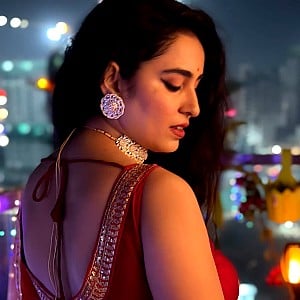 Neeru Starlet
