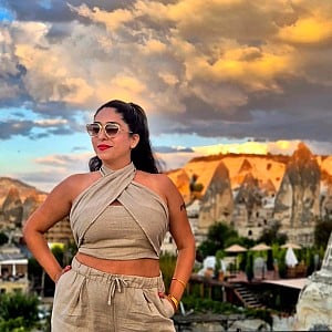 Neha Bhasin