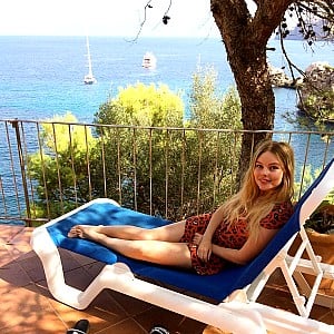 Nell Hudson