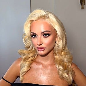 Nella Sustkova