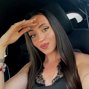 Neus Sansaloni