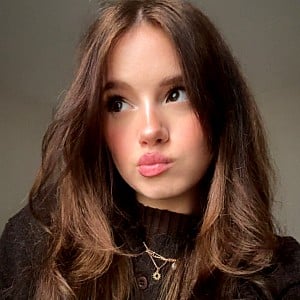Neve Bellamy
