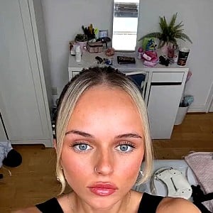 Neve McAvinnie