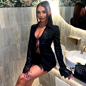 Niamh Alexandra