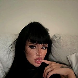 Niamh Velvet