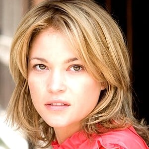 Nicki Aycox