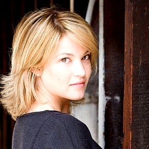 Nicki Aycox