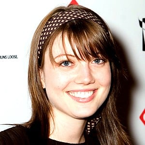 Nicki Clyne