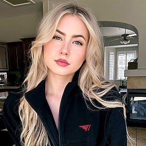 Nicki Taylor