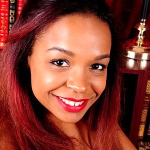 Nicole Banks (Black)