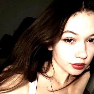 Nicole Charm