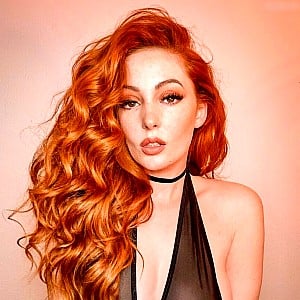 Nicole Simone