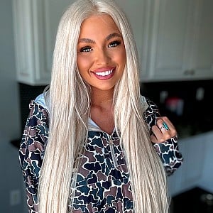 NicoleD22