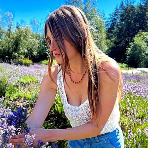 Nicolle Love