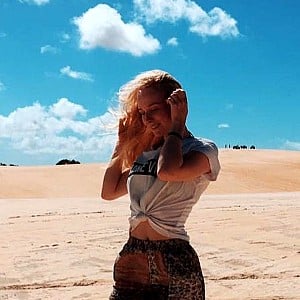 Nienke Helthuis