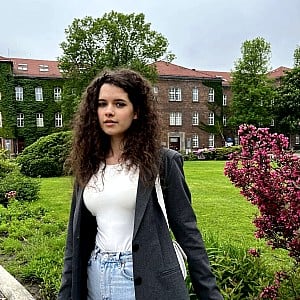 Nika Devis