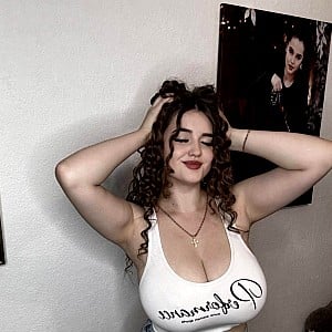 Nika Shy