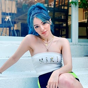 Niki Demartino