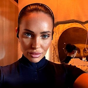 Niki Zsurikova
