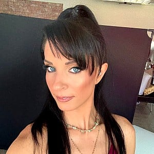 Nikki Alliegro