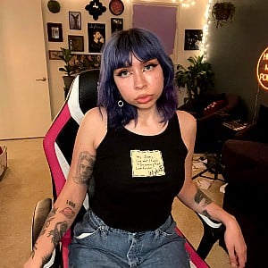 Nikki Carreon